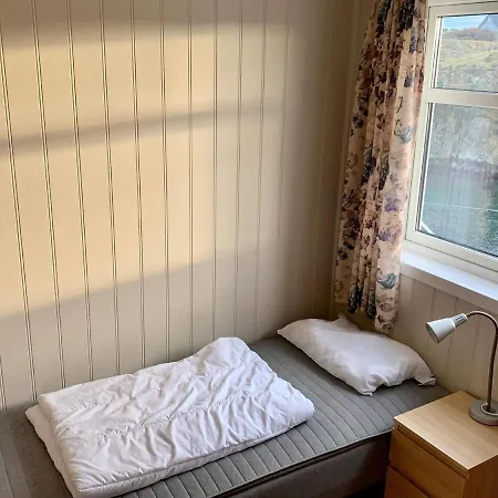 Tjellsto Apartment *