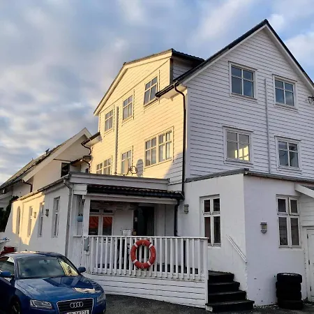 Tjellsto Apartment