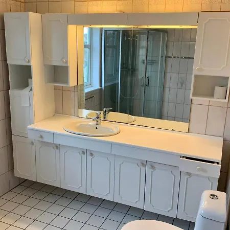 Tjellsto Apartment *