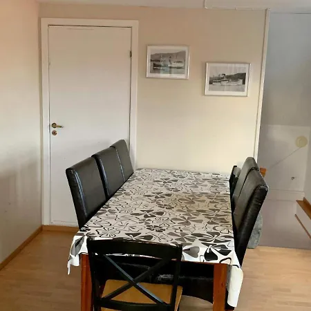 Tjellsto Apartment *
